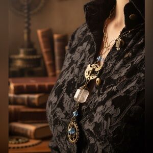 Women’s Steampunk Antique Bronze‎ Pendant Necklace with Charms, Glass Beads NEW